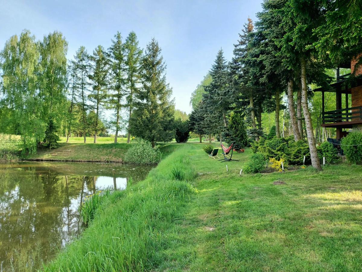 Dom Wakacyjny Z Ogromnym Ogrodem Witaszyn Esterno foto