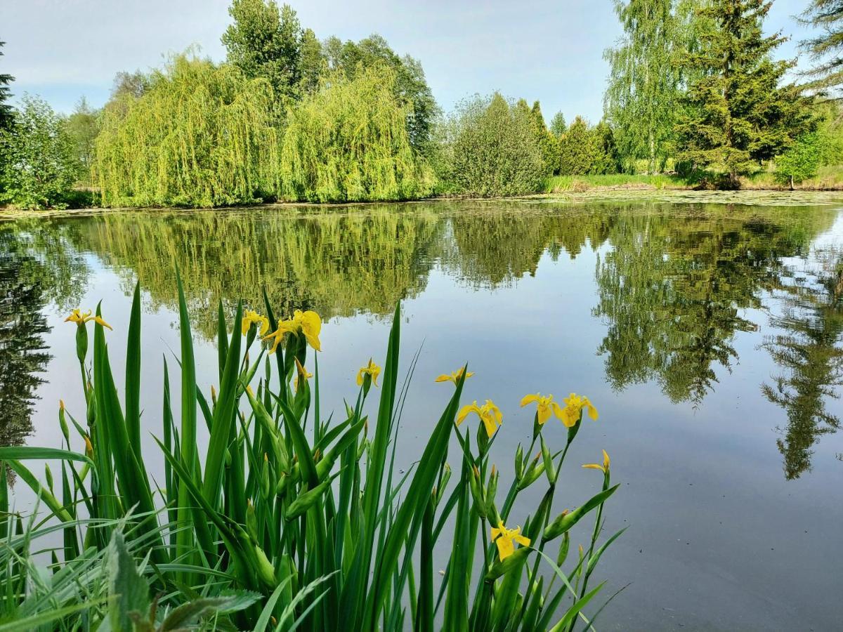 Dom Wakacyjny Z Ogromnym Ogrodem Witaszyn Esterno foto