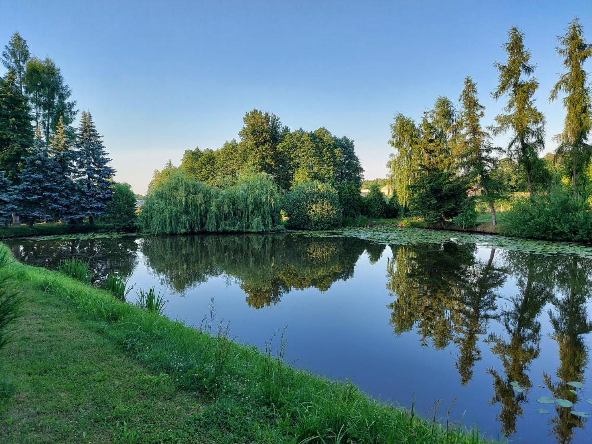 Dom Wakacyjny Z Ogromnym Ogrodem Witaszyn Esterno foto